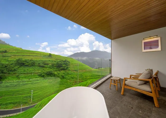 Floral Lux Hotel--Panoramic View Of Terrac,Sunrise, Heated Pool & Affordable Luxury
